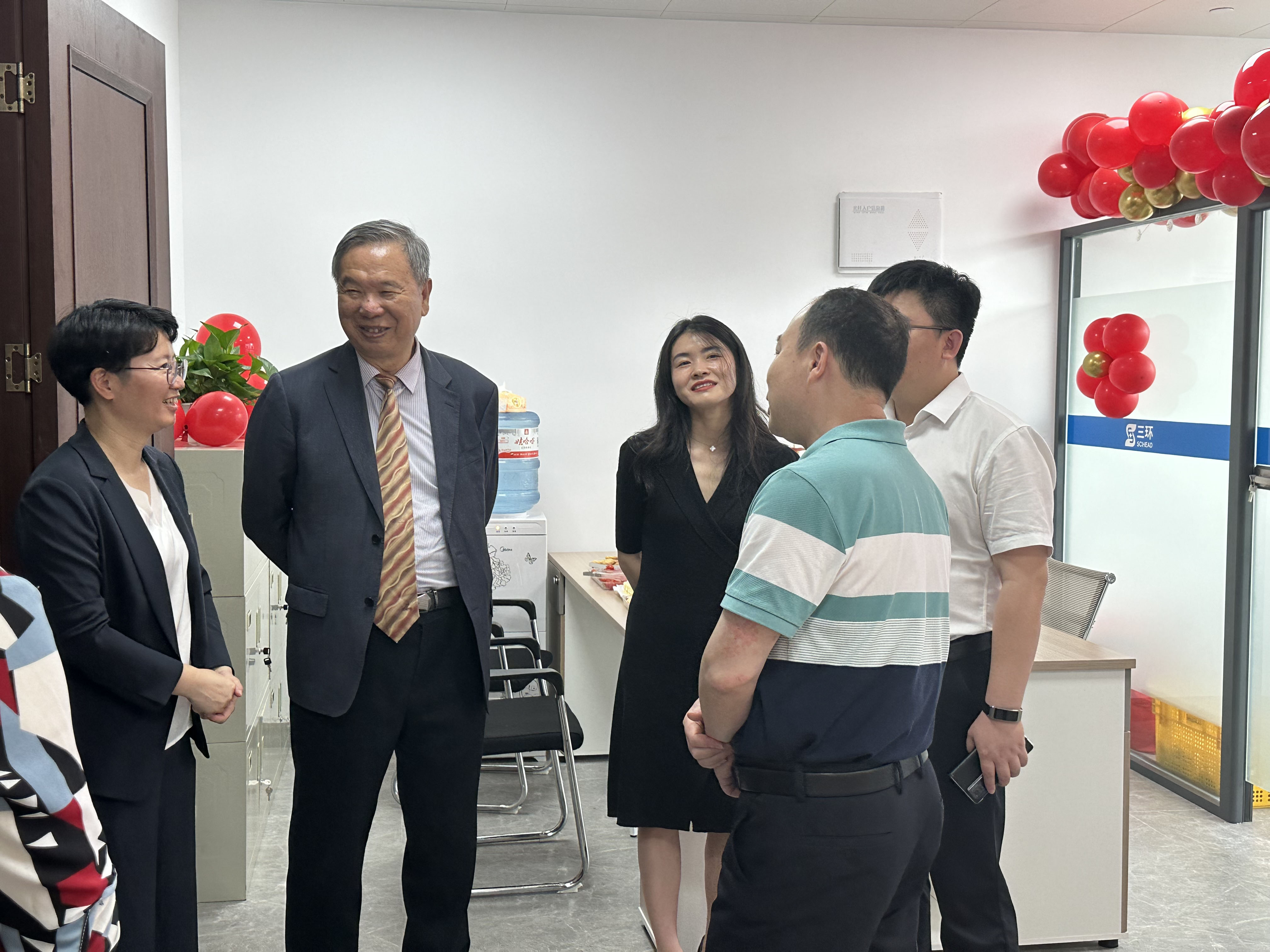 4-介紹匯報小.jpg 4-介紹匯報小.jpg