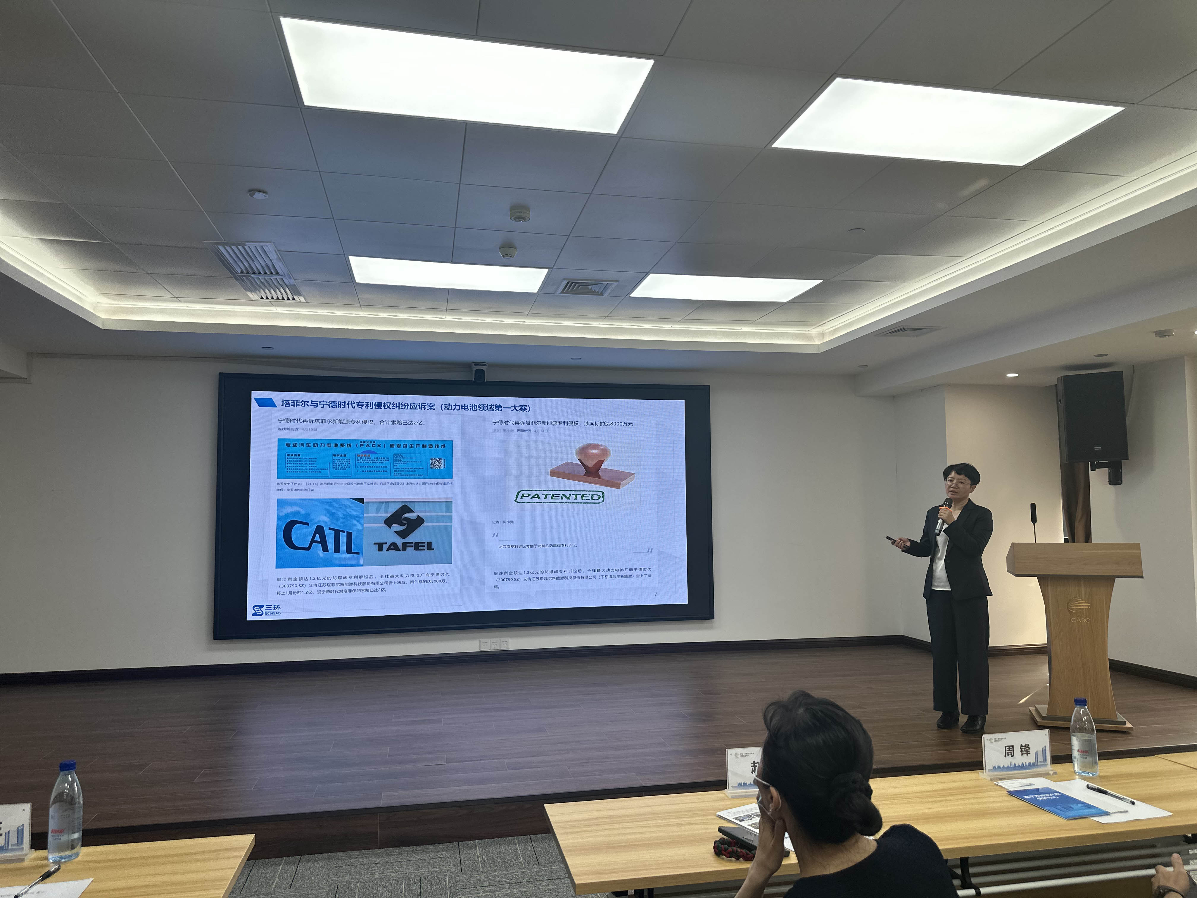 17-艾x.jpg 17-艾x.jpg